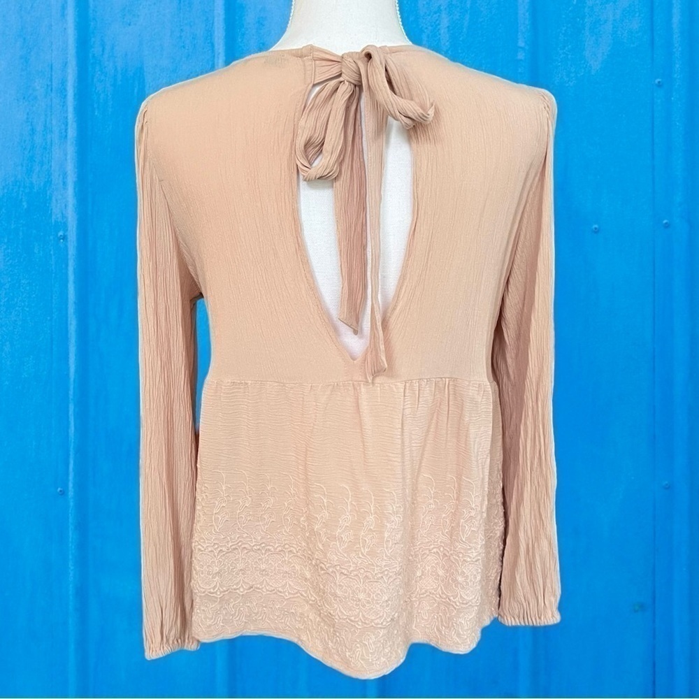 AE Blush Pink Long-sleeved Smocked Boho Top Scoop Neck Sz S - Picture 4 of 9